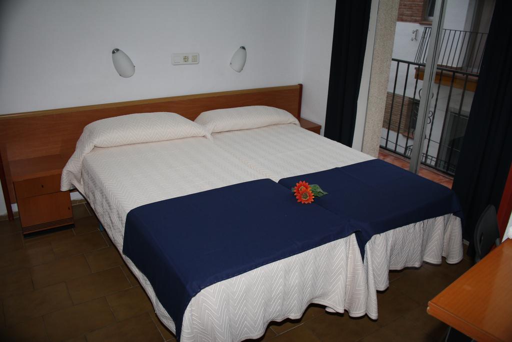 Hostal Sant Jordi Tossa de Mar Zimmer foto